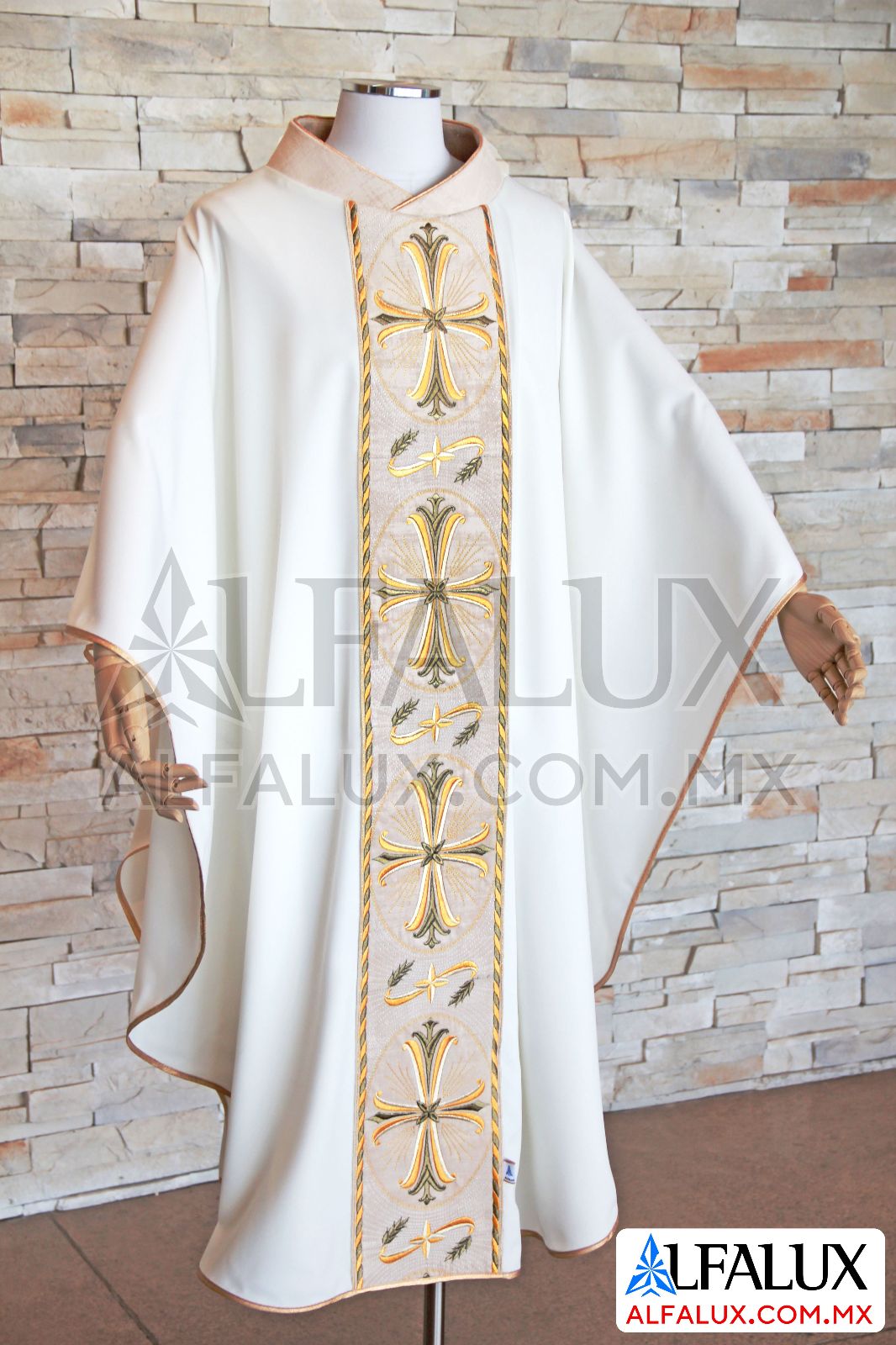 09 SAN ANTONIO Casulla Alfalux Blanco Bronce Brocado Central 393 (2)